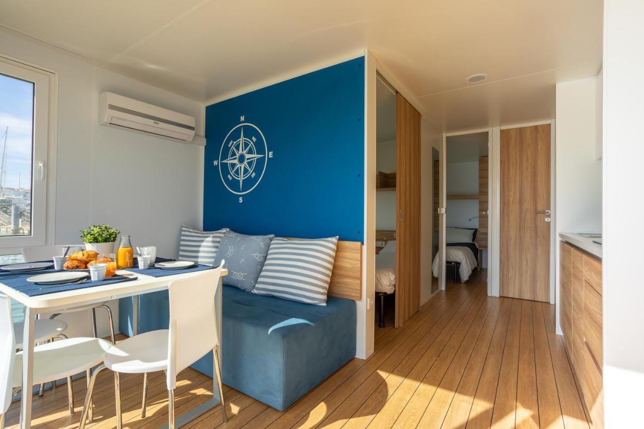 Aqua Resort Giulianova - Houseboat Experience Luaran gambar